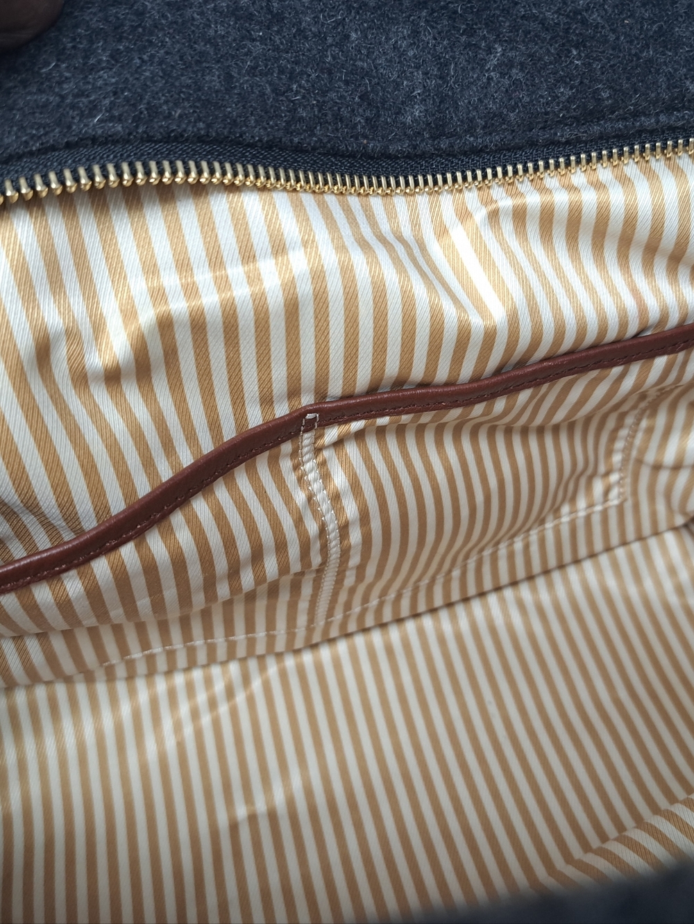 Kate Spade New York Cobble Hill Little Murphy Handle Bag - Sample - Picture 11 of 12
